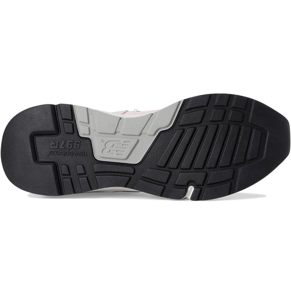 New Balance 997R - Picture 3 of 8